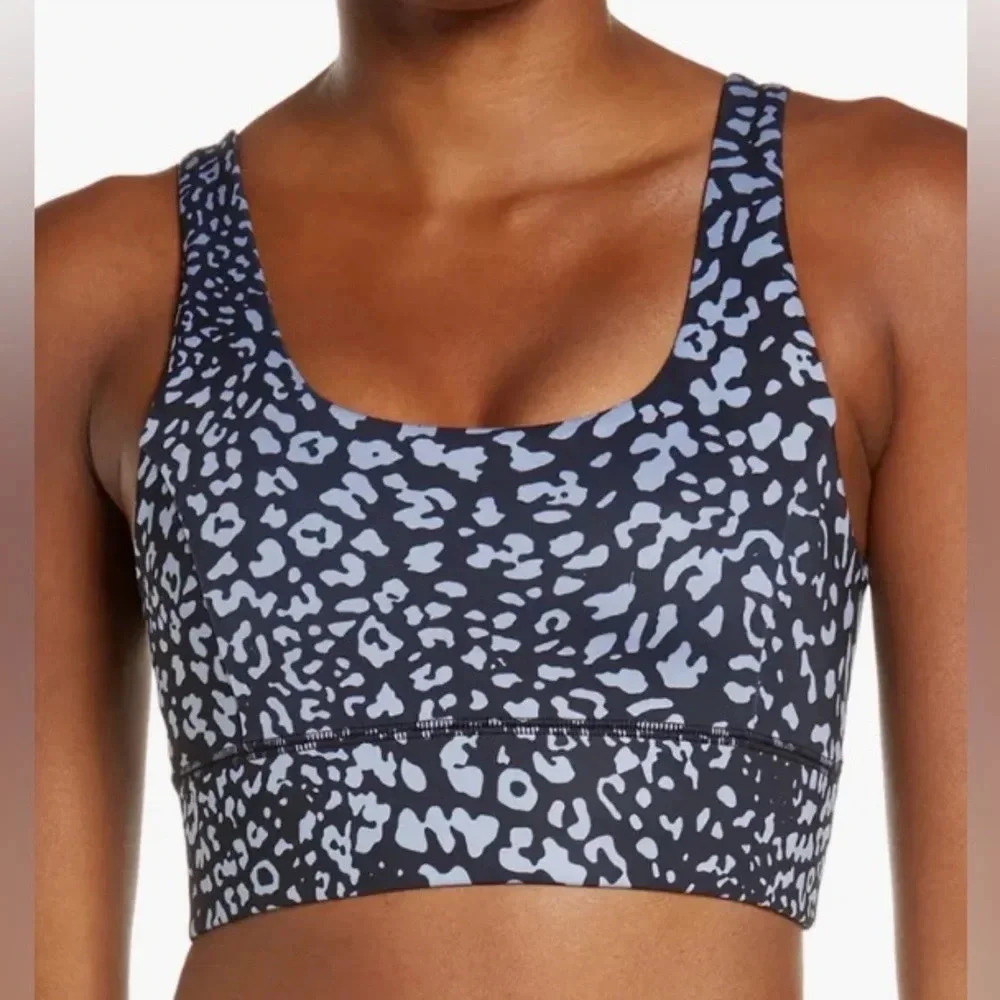 IVL Collective Leopard Print Power Sports Bra in Cashmere Blue size 4 - Picture 1 of 7